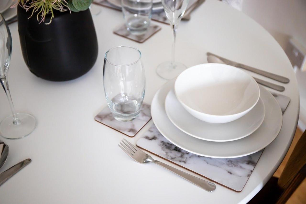 Guestready - Homely Leeds City Apartment Sleep 4 Meanwood Dış mekan fotoğraf