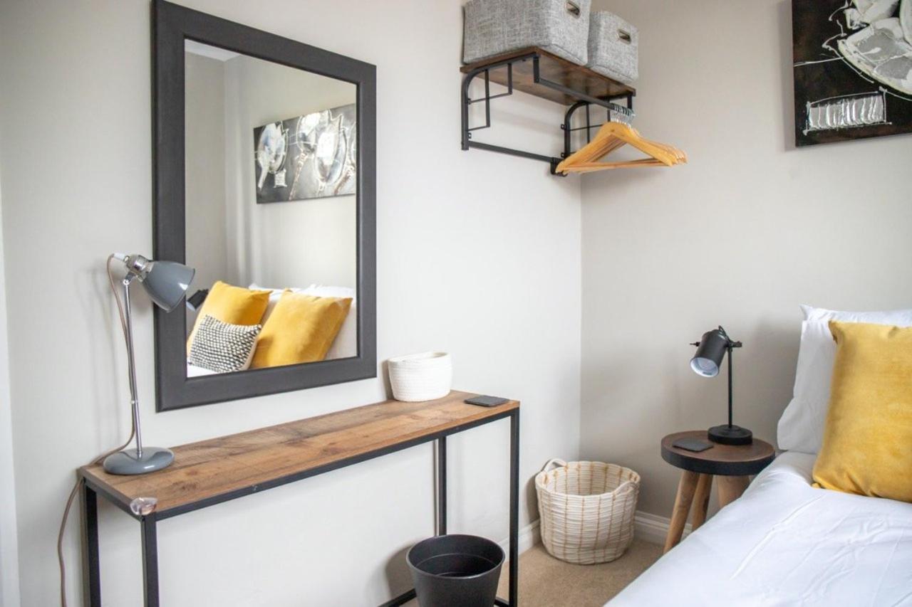 Guestready - Homely Leeds City Apartment Sleep 4 Meanwood Dış mekan fotoğraf