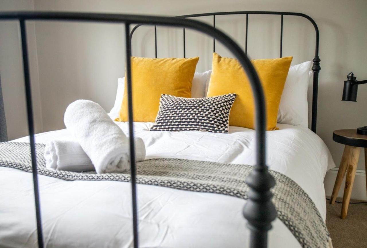 Guestready - Homely Leeds City Apartment Sleep 4 Meanwood Dış mekan fotoğraf