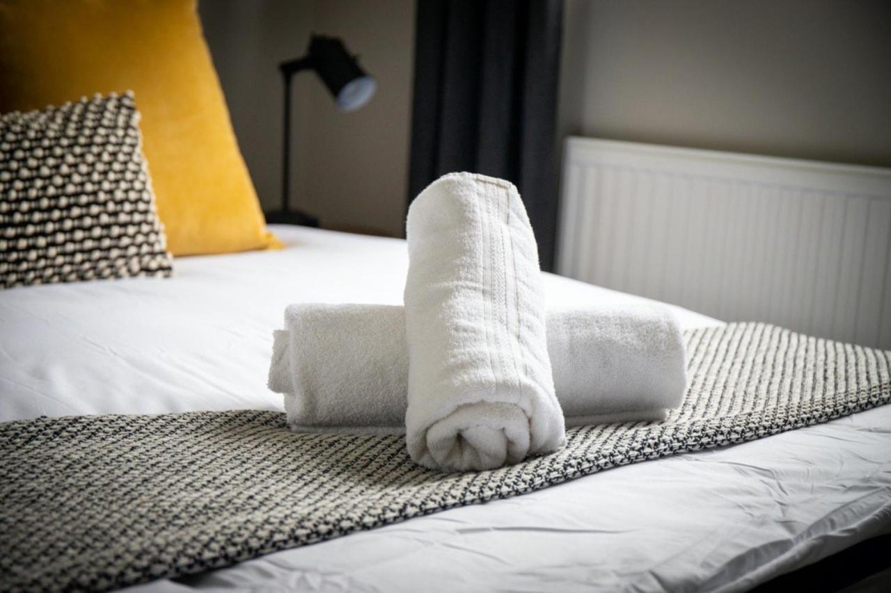 Guestready - Homely Leeds City Apartment Sleep 4 Meanwood Dış mekan fotoğraf