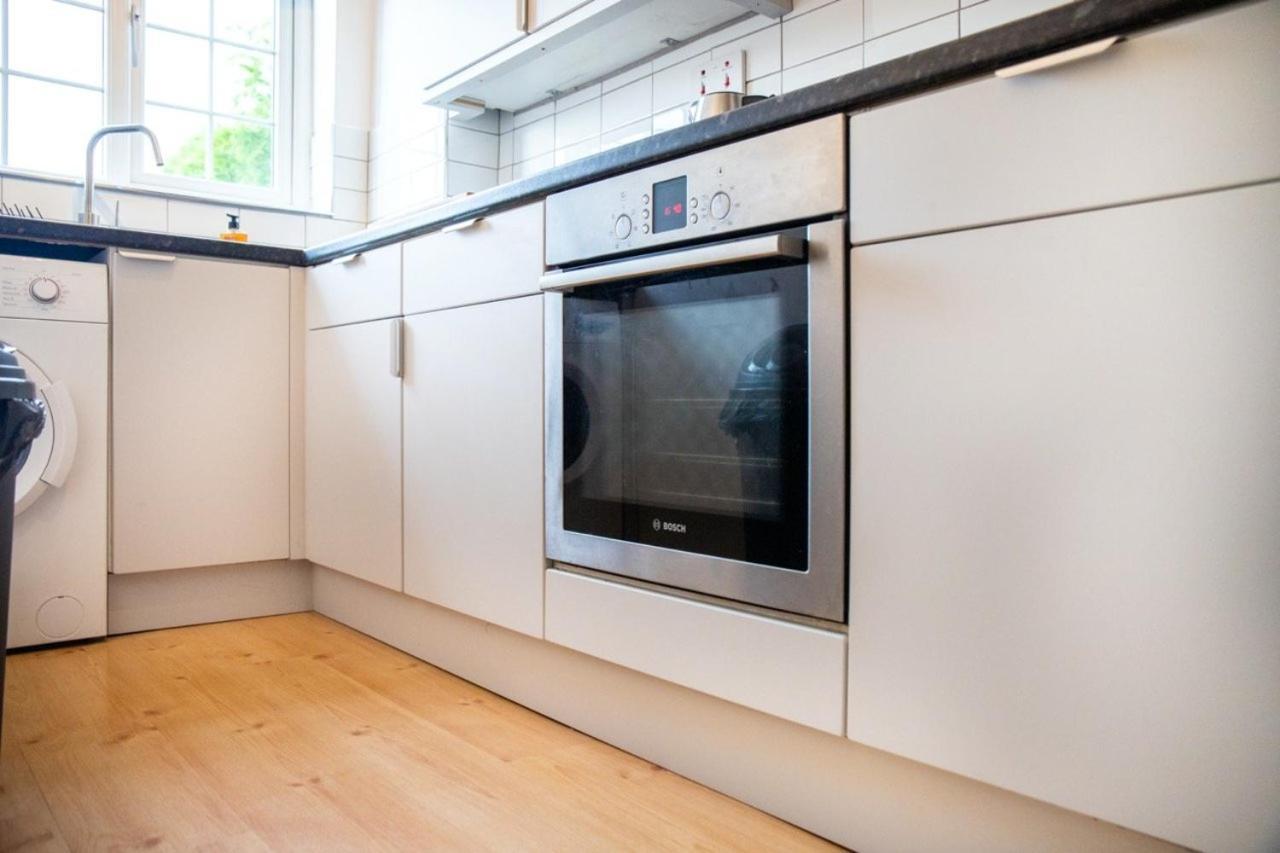 Guestready - Homely Leeds City Apartment Sleep 4 Meanwood Dış mekan fotoğraf