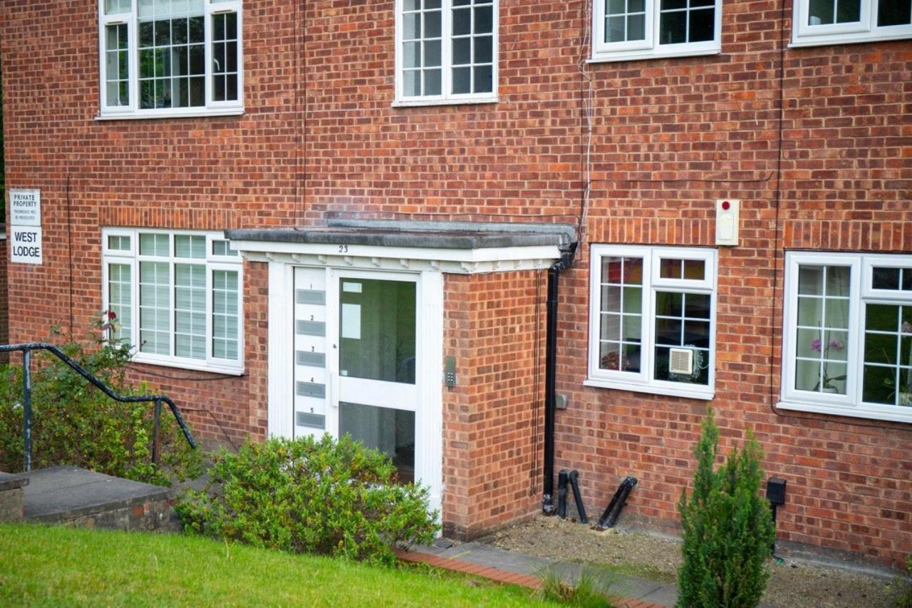 Guestready - Homely Leeds City Apartment Sleep 4 Meanwood Dış mekan fotoğraf